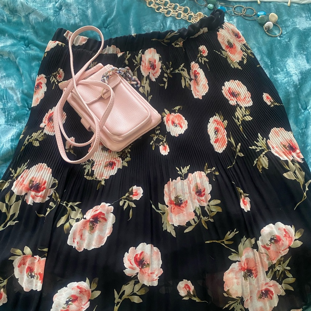Women’s Skirt